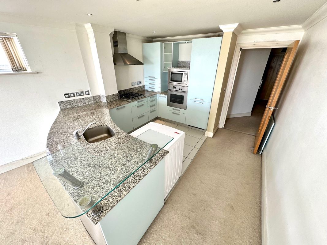 Flat 5 The Shell House, 137 Southbourne Overcliff Drive, Bournemouth, Dorset, BH6 3NP