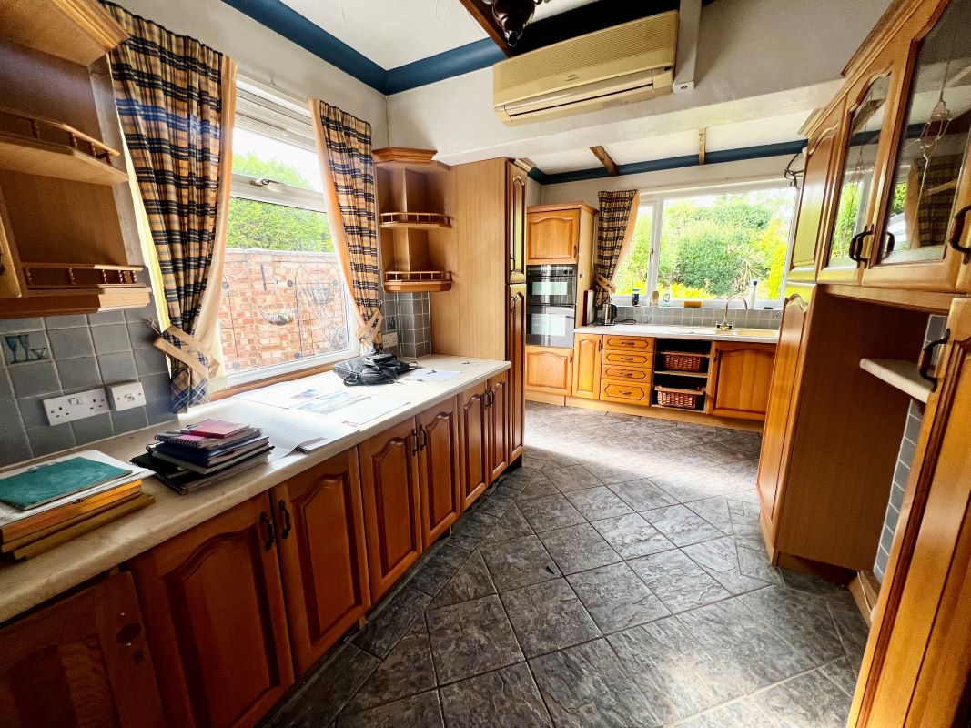 13 Martin Dene, Bexleyheath, Kent, DA6 8NA