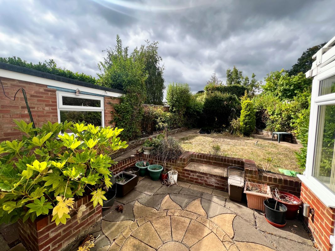 13 Martin Dene, Bexleyheath, Kent, DA6 8NA