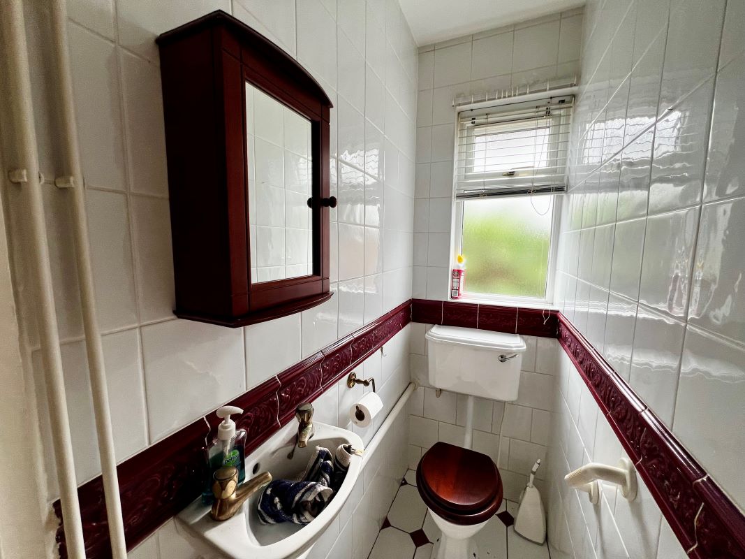 13 Martin Dene, Bexleyheath, Kent, DA6 8NA