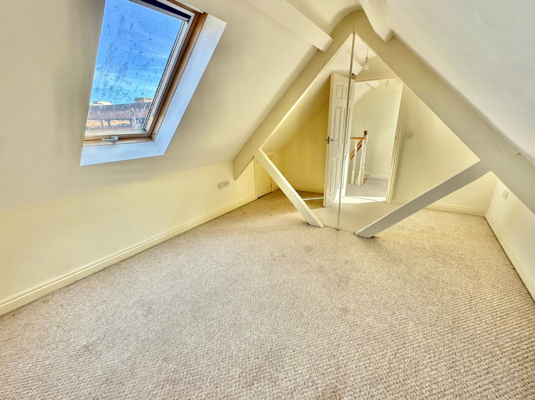 19B Seldown Lane, Poole Town/Nr Poole Park, Poole, Dorset, BH15 1UA