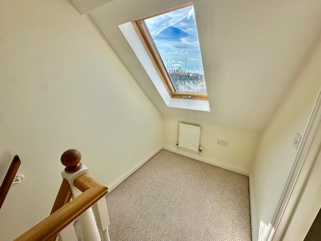 19B Seldown Lane, Poole Town/Nr Poole Park, Poole, Dorset, BH15 1UA