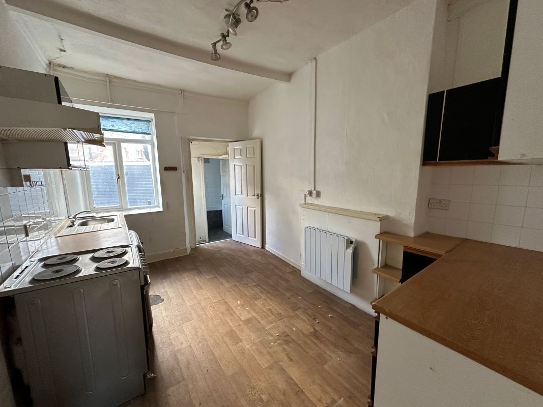 9A Sherborne Road, Yeovil, Somerset, BA21 4HH