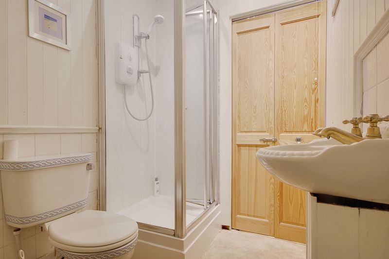 8A Beechwood Avenue, Boscombe Manor, Bournemouth, Dorset, BH5 1LX