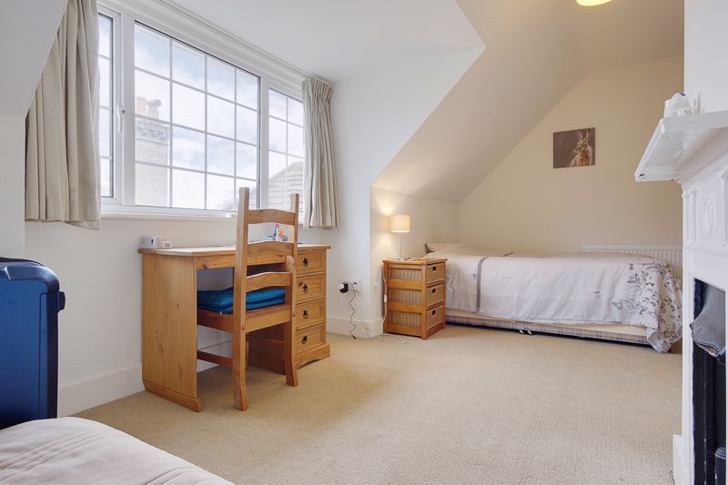 8A Beechwood Avenue, Boscombe Manor, Bournemouth, Dorset, BH5 1LX