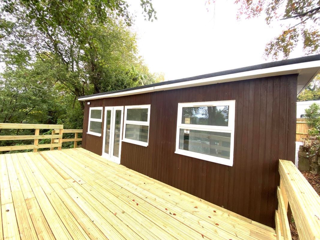 16 High Beech Chalet Park, Battle Road, St Leonards-on-Sea, East Sussex, TN37 7BS