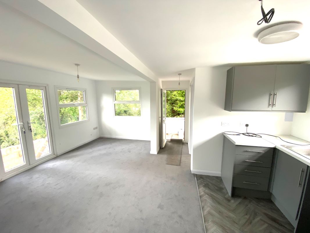 16 High Beech Chalet Park, Battle Road, St Leonards-on-Sea, East Sussex, TN37 7BS