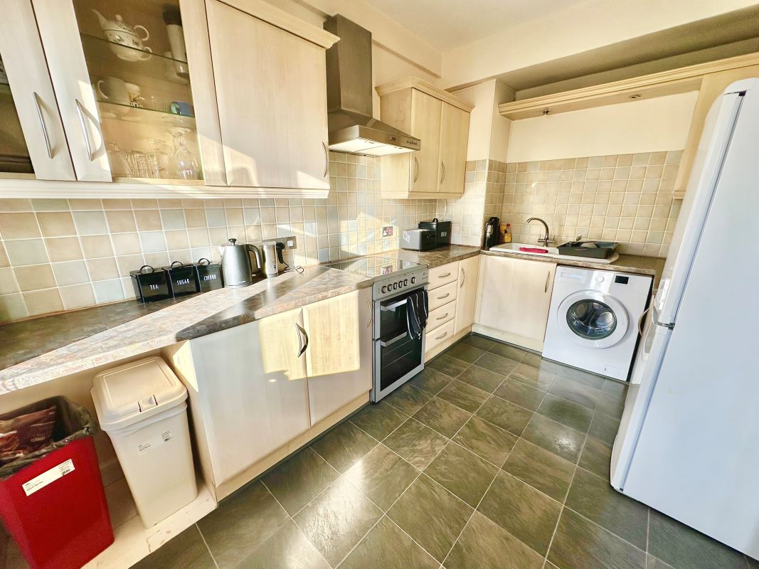 E8 Pine Grange, Bath Road, Bournemouth, Dorset, BH1 2PL