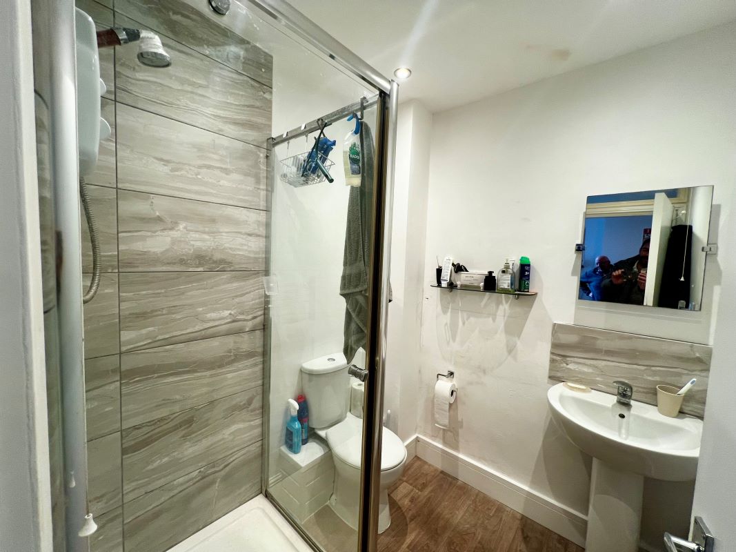 Flat 1, 7 Lind Street, Ryde, Isle Of Wight, PO33 2NQ