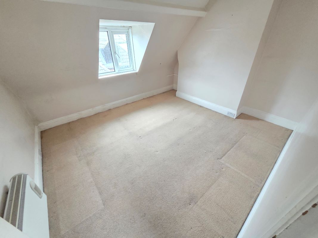 15 Gordon Road, Bournemouth, BH1 4DW