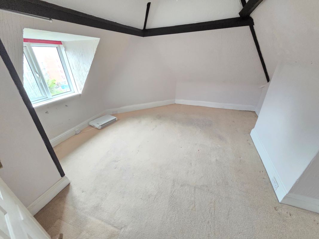 15 Gordon Road, Bournemouth, BH1 4DW