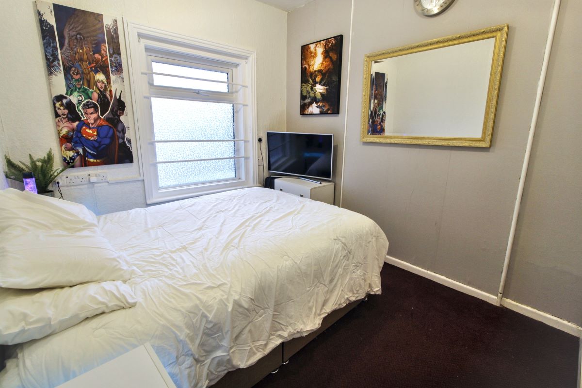 434 Ashley Road, Poole, Dorset, BH14 0AA