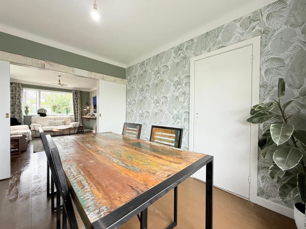 23 Midwood Avenue, Bournemouth, Dorset, BH8 9LX