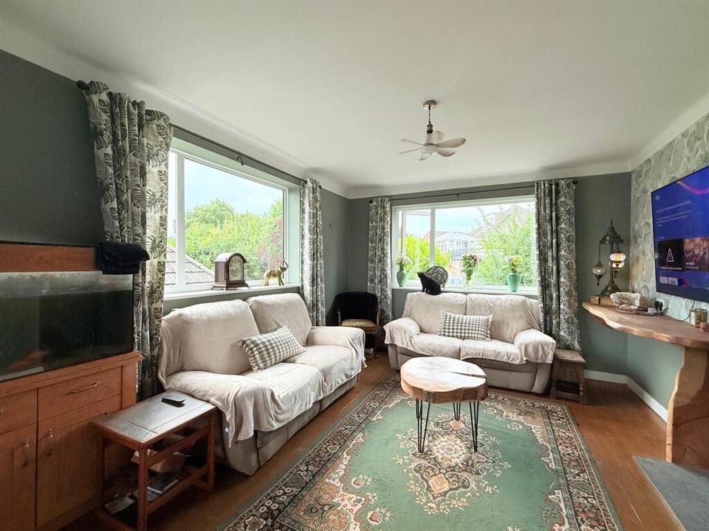 23 Midwood Avenue, Bournemouth, Dorset, BH8 9LX