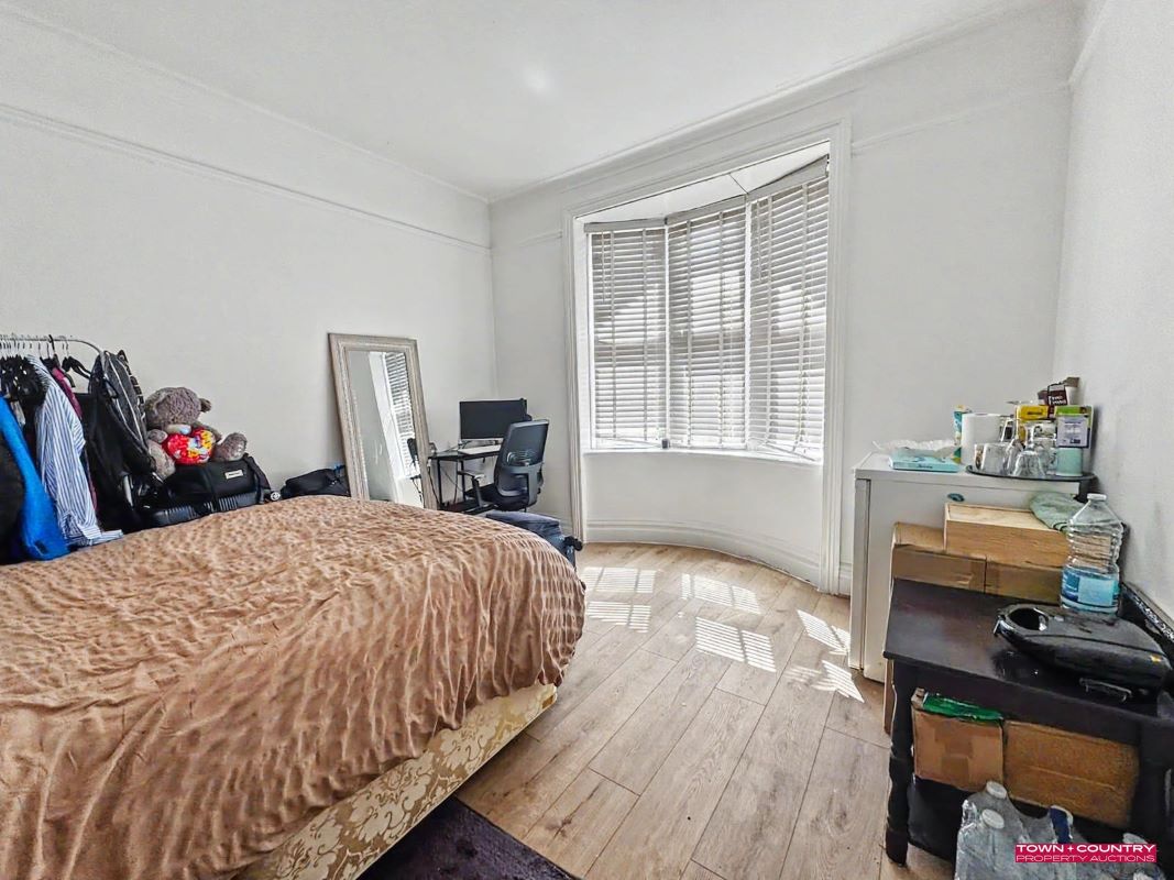 Lot Image