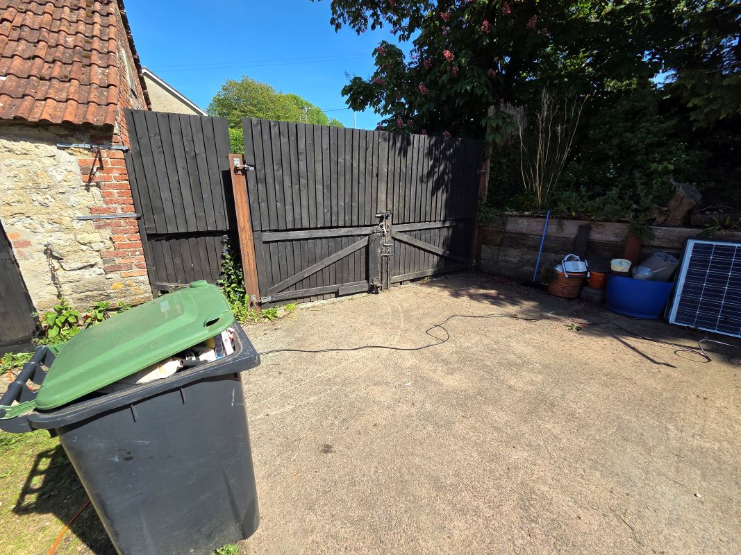 Lot Image