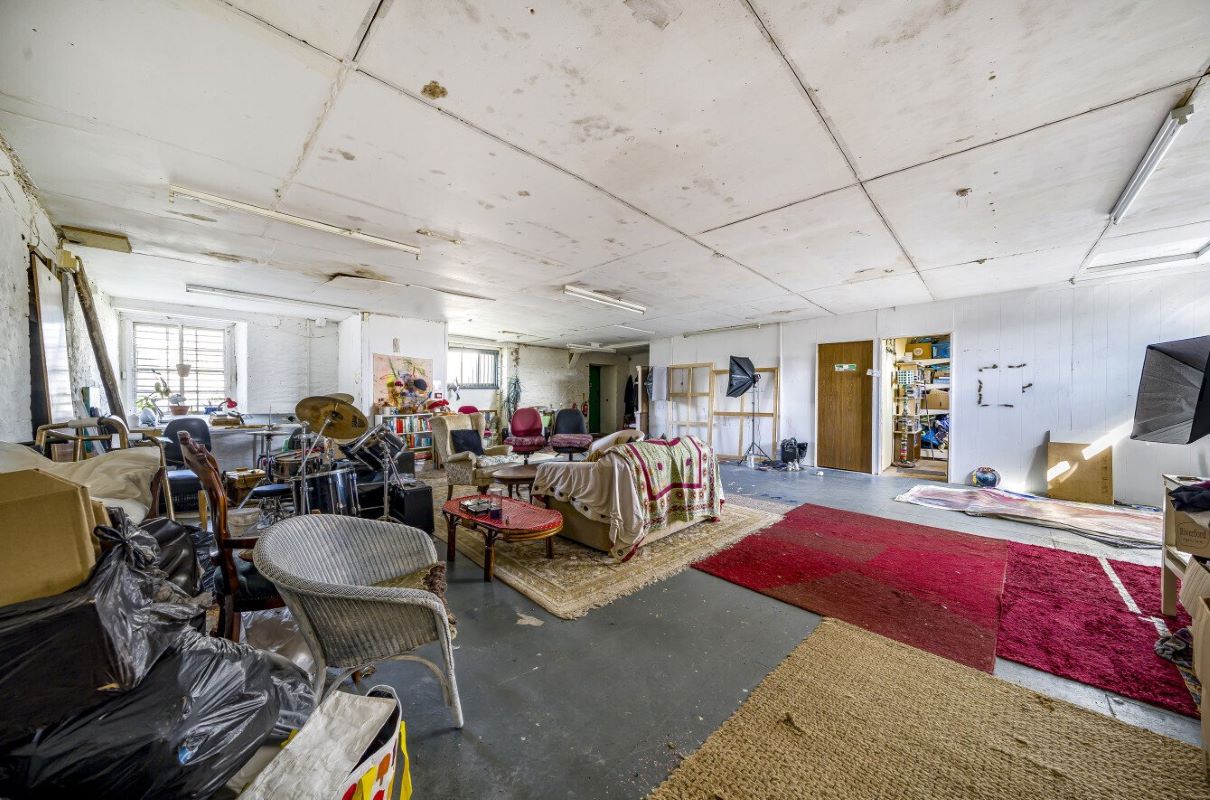 Lot Image