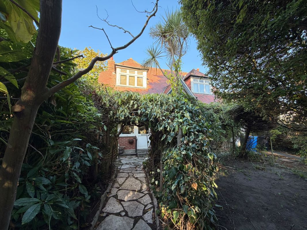 Lot Image