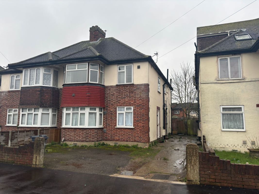Property for Auction in London - 100A Munster Avenue, Hounslow, Hounslow, TW4 5BJ