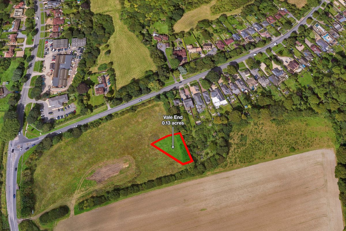 Property for Auction in London - Land at, Cryers Hill, High Wycombe, Buckinghamshire, HP15 6JS