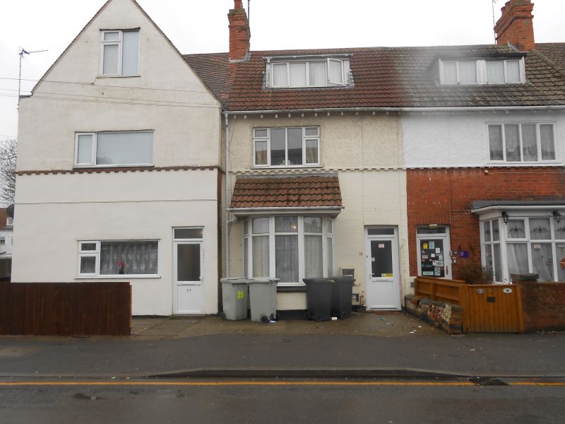 Property for Auction in London - 37 & 37a Grosvenor Road, Skegness, Lincolnshire, PE25 2DD