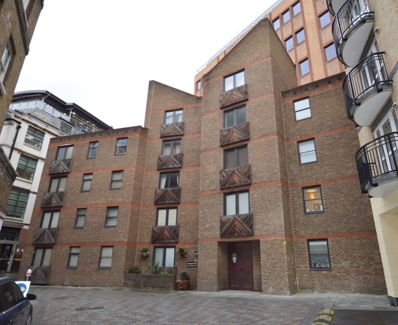 Flat 1 Aldersgate Court, 30 Bartholomew Close, Barbican, London, EC1A 7ES