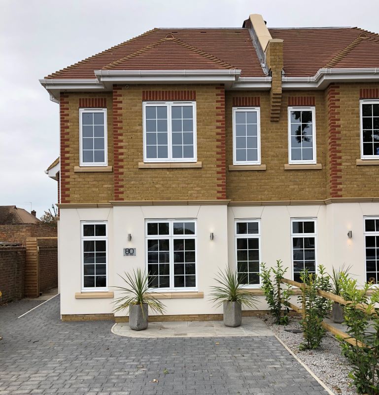80 Queens Road, Hersham, Walton-on-Thames, Surrey, KT12 5LN