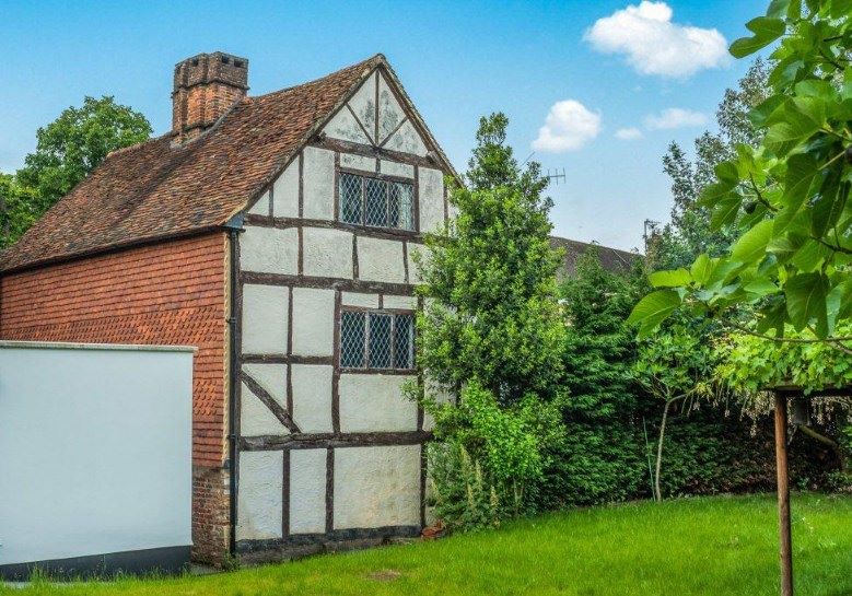 71A Bell Street, Reigate, Surrey, RH2 7AN