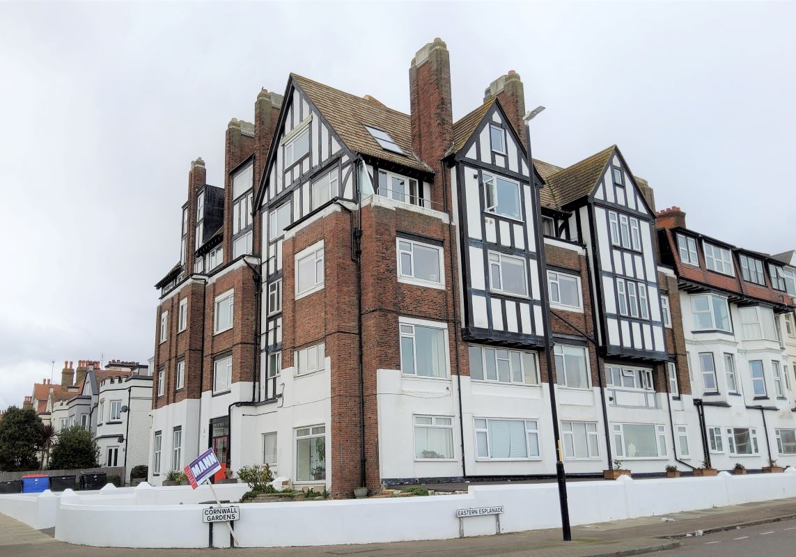 Flat 4 Florence Court, Eastern Esplanade, Cliftonville, Margate, Kent, CT9 2JD