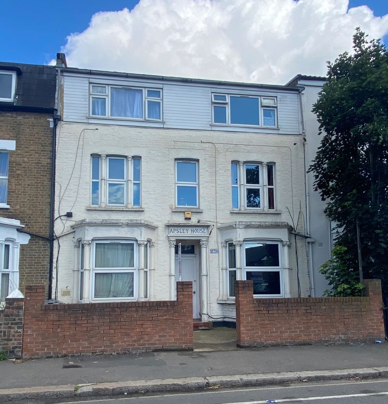 278D Hanworth Road, Hounslow, Middlesex, TW3 3TY