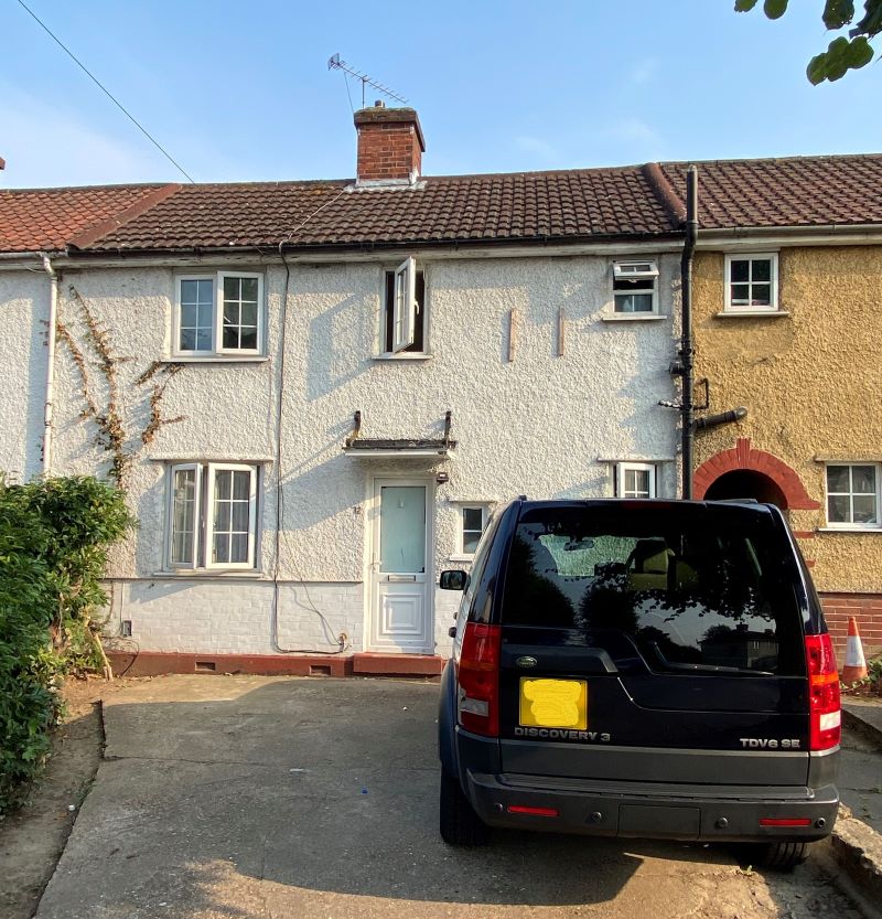 12 Broadfield Square, Enfield, Middlesex, EN1 3PA