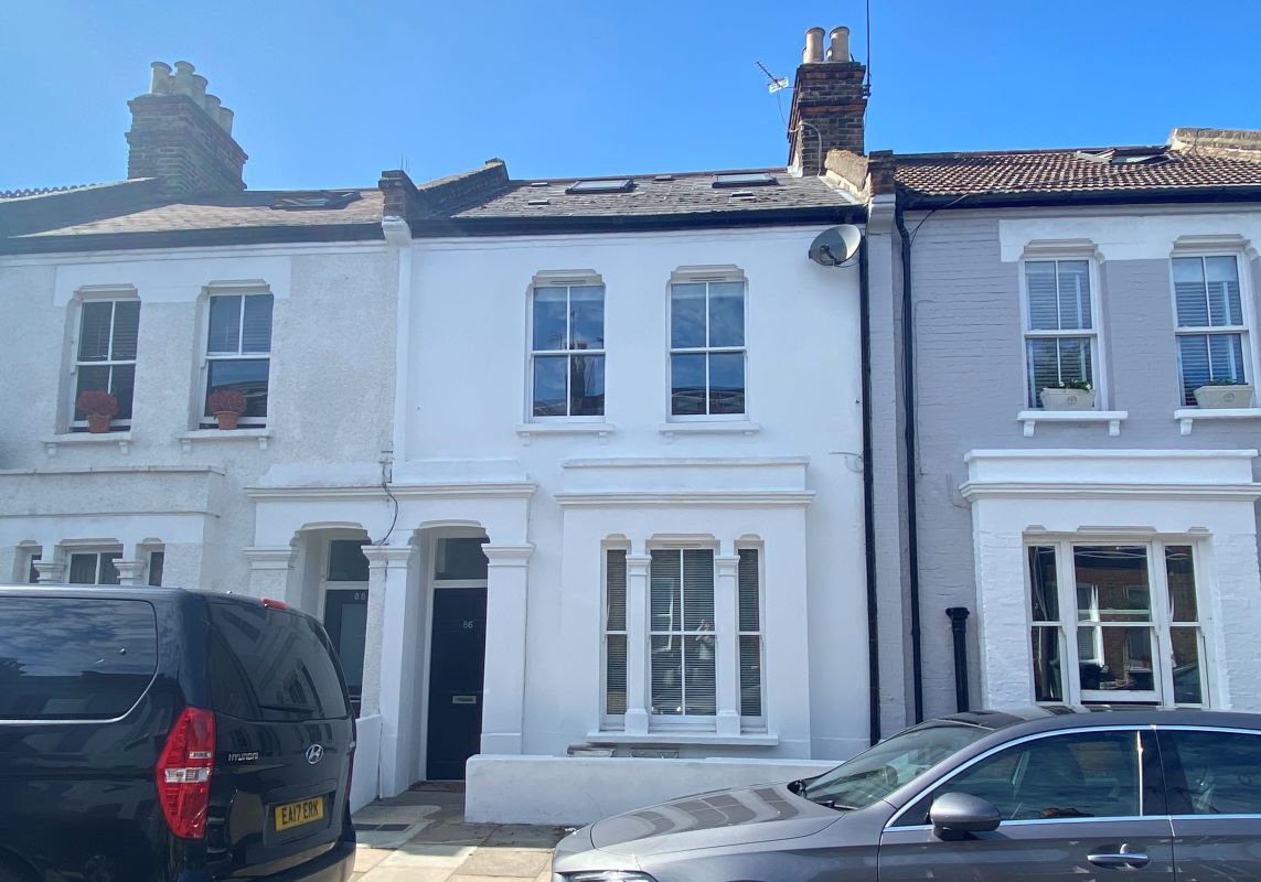 Flat B, 86 Crimsworth Road, Stockwell, London, SW8 4RL