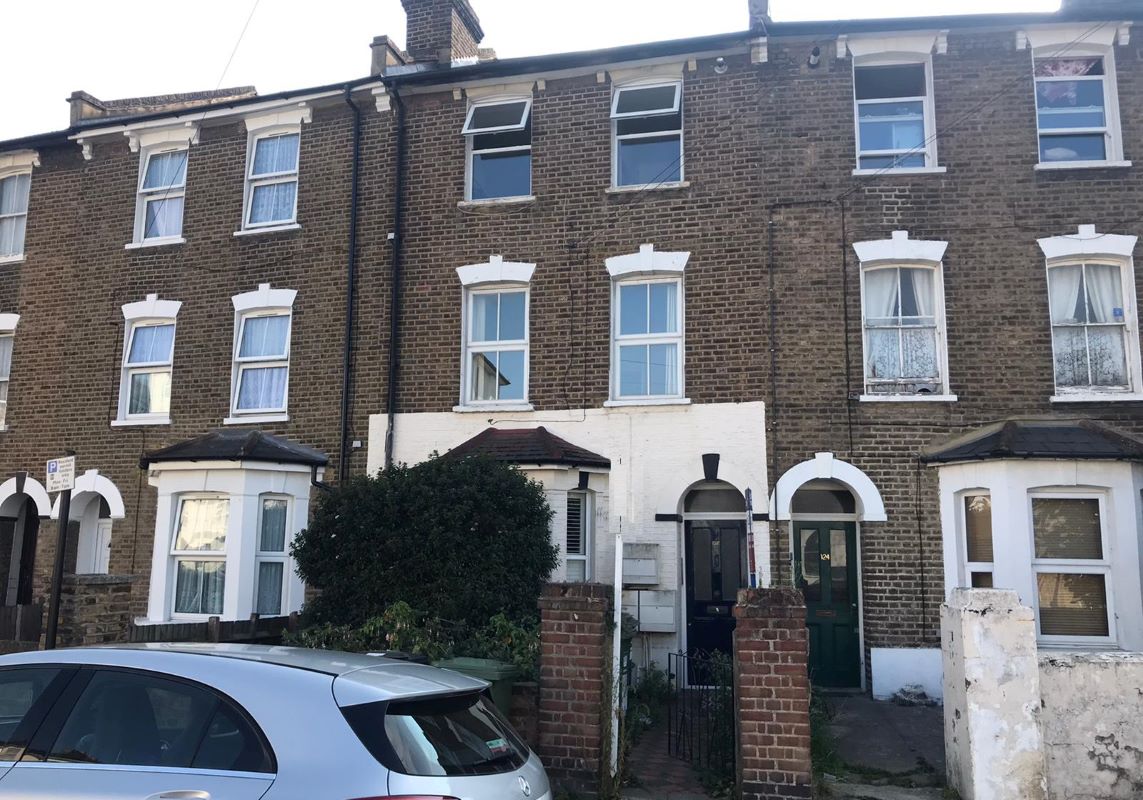 Flat 2, 126 Courthill Road, Lewisham, London, SE13 6DR