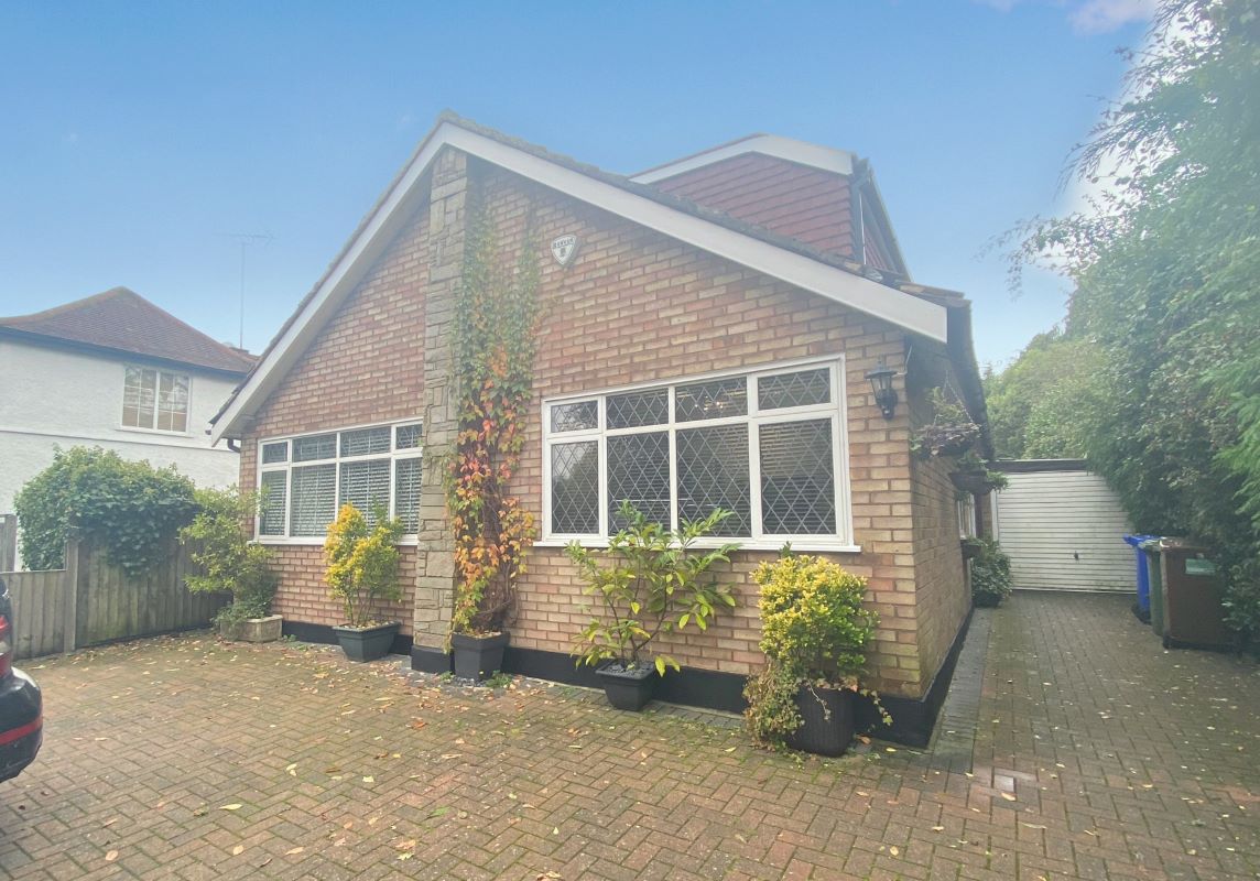 Fernleigh, Clamp Hill, Stanmore, Middlesex, HA7 3JL