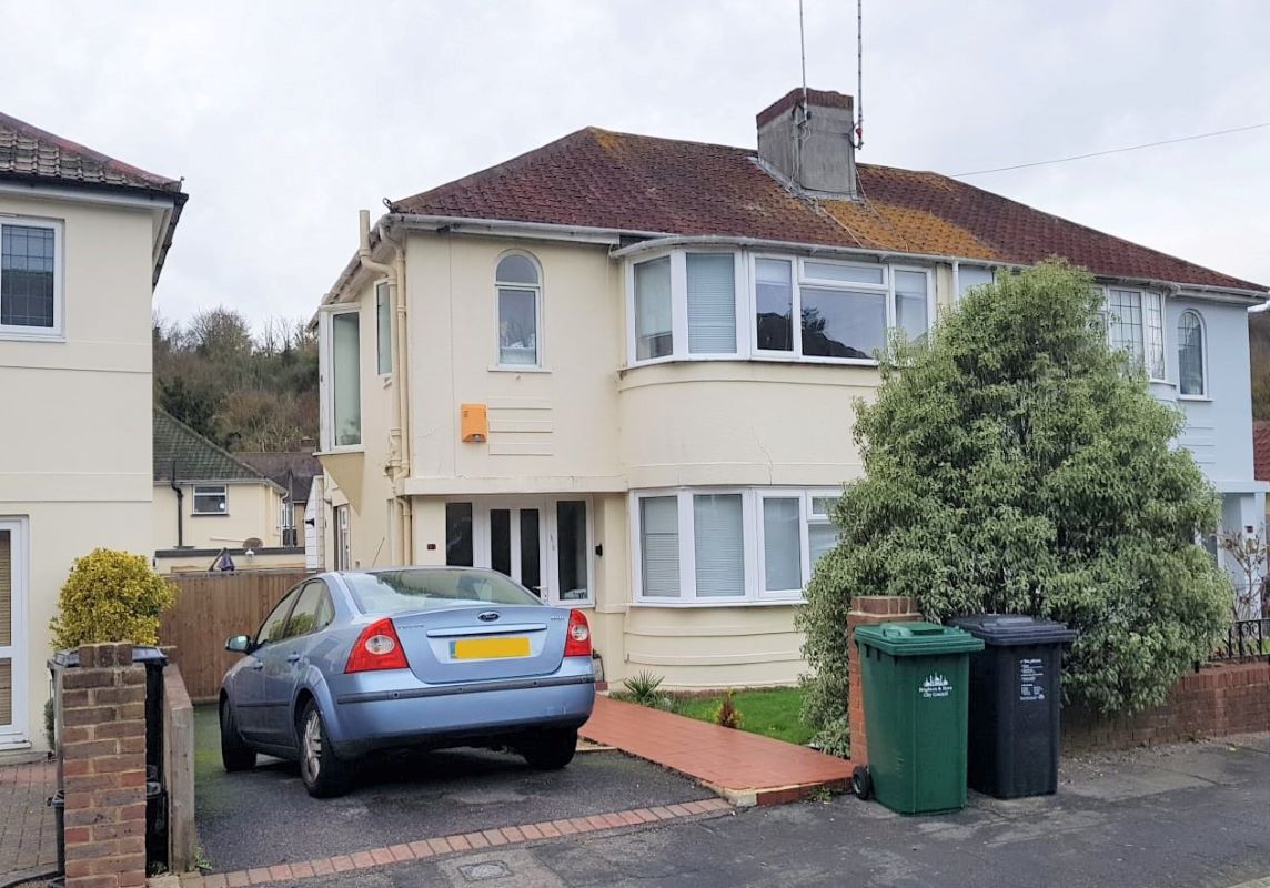 19 Lower Bevendean Avenue, Brighton, East Sussex, BN2 4FE