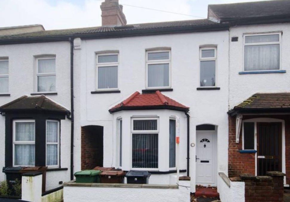 59 Belmont Road, Harrow, Middlesex, HA3 7PJ