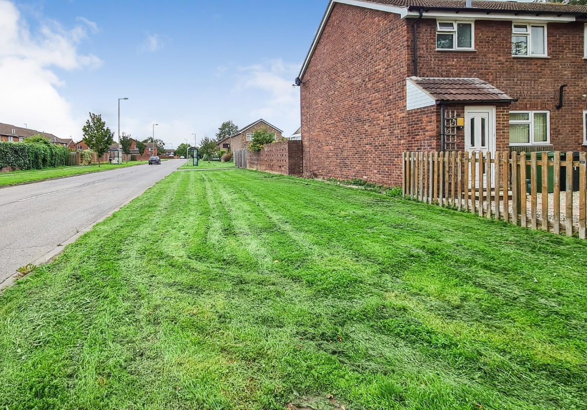 Plot 2 Land at Brereton Drive, Wantage, Oxfordshire, OX12 0AZ