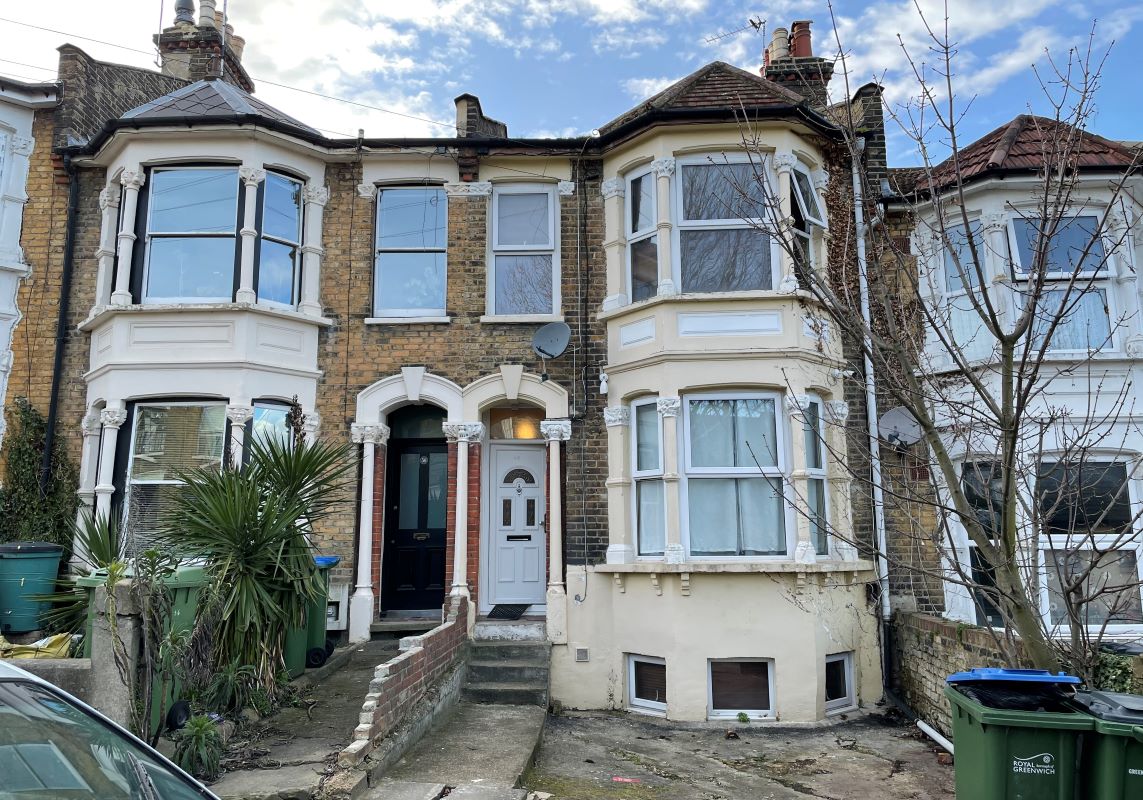 54 Chestnut Rise, Plumstead, London, SE18 1RL