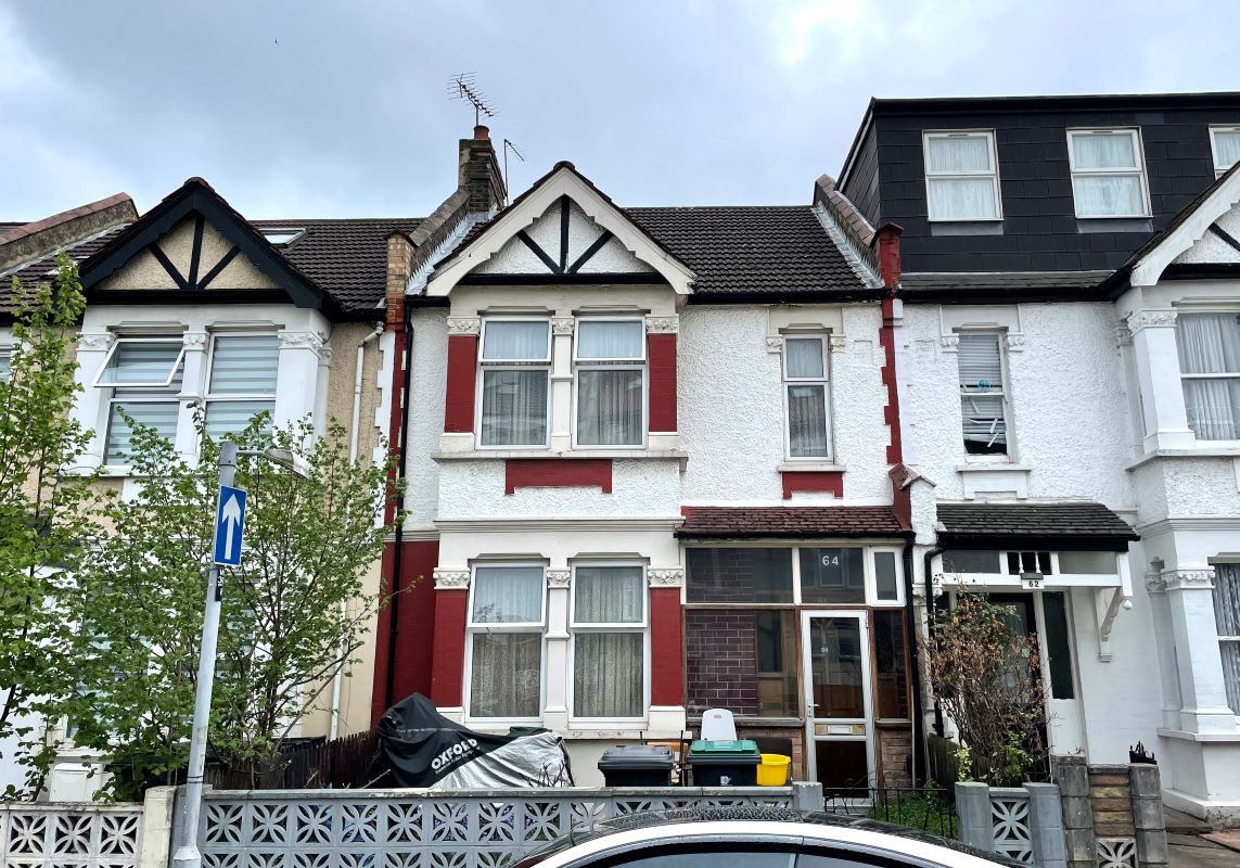 64 Wargrave Avenue, Tottenham, London, N15 6UH