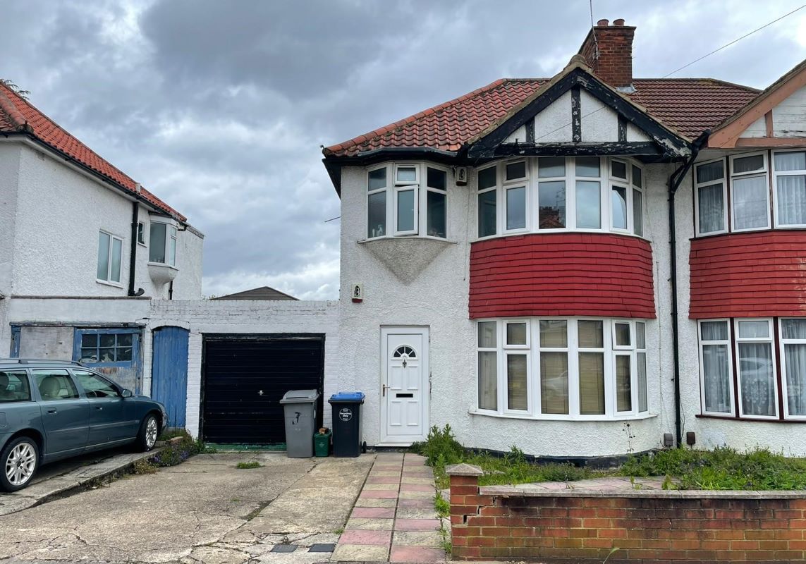 3 Chestnut Avenue, Wembley, Middlesex, HA0 2LU