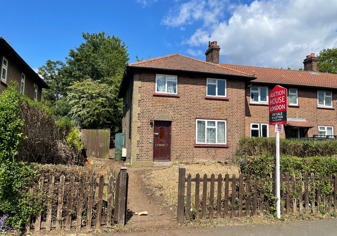 16 Edgeworth Road, Eltham, London, SE9 6JG