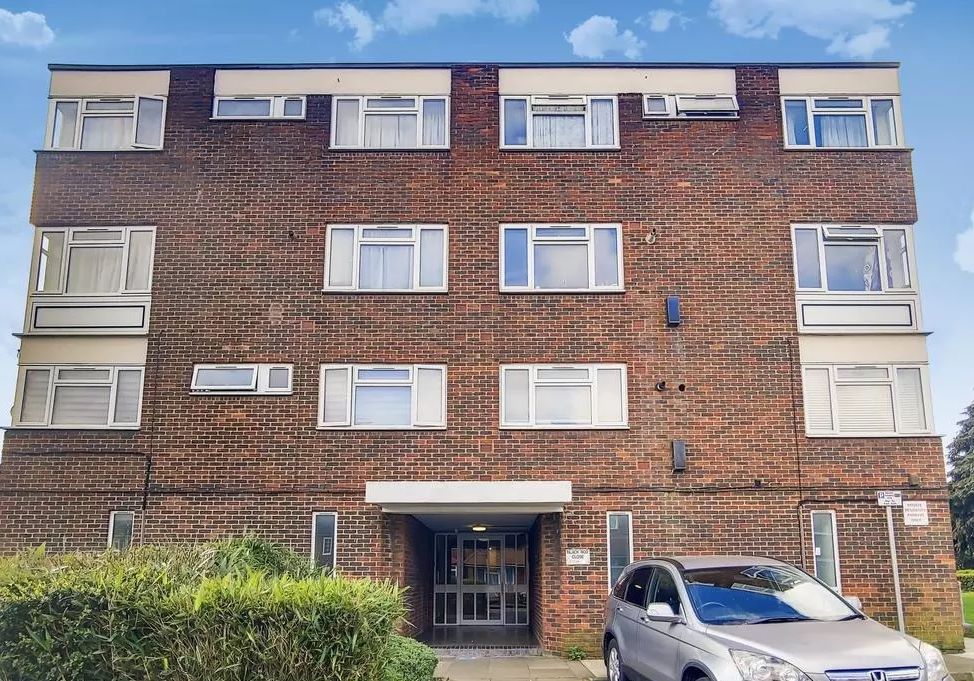 33 Black Rod Close, Hayes, Middlesex, UB3 4QJ