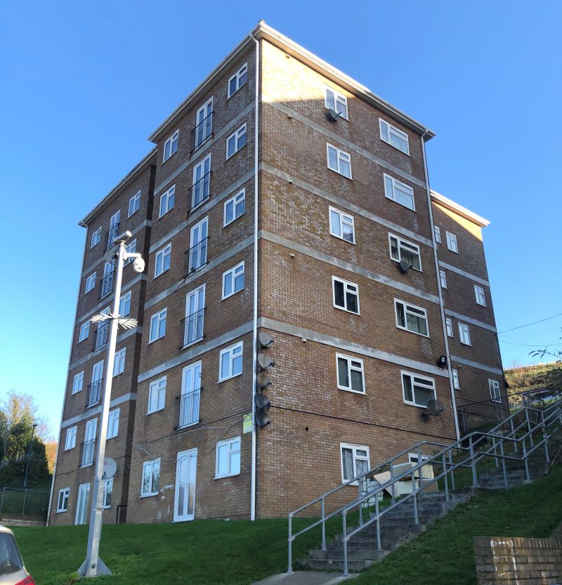 Flat 3A Samuels Tower, Longhill Avenue, Chatham, Kent, ME5 7AT