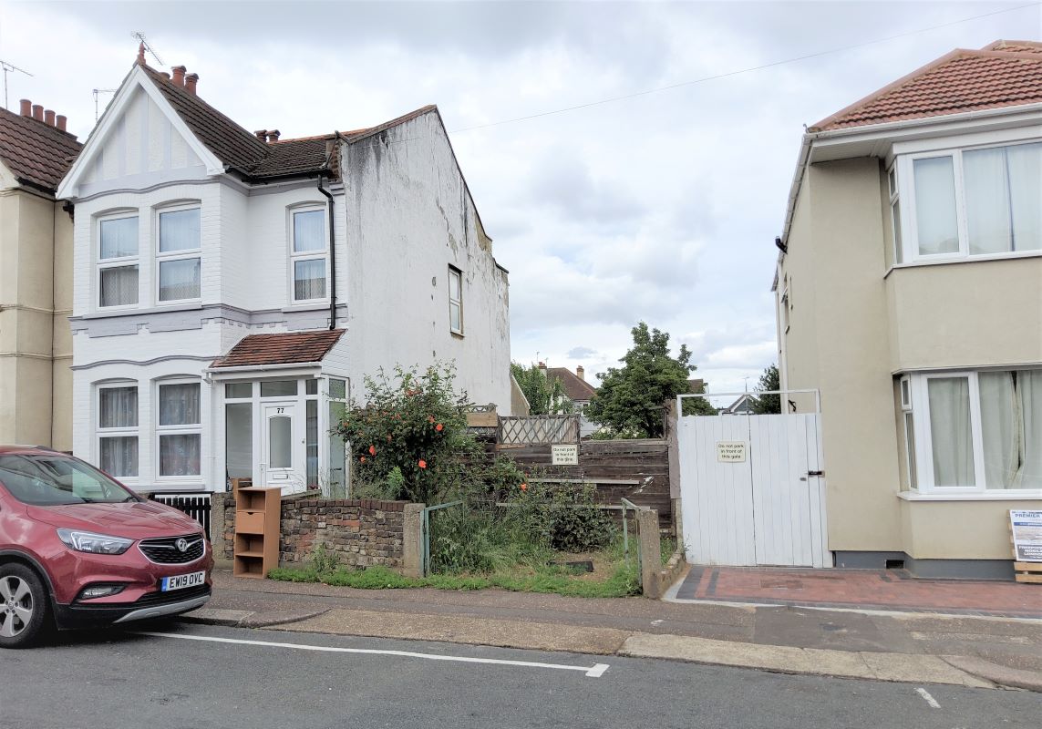 Land Adjacent to 77 Westcliff Park Drive, Westcliff-on-Sea, Essex, SS0 9LW