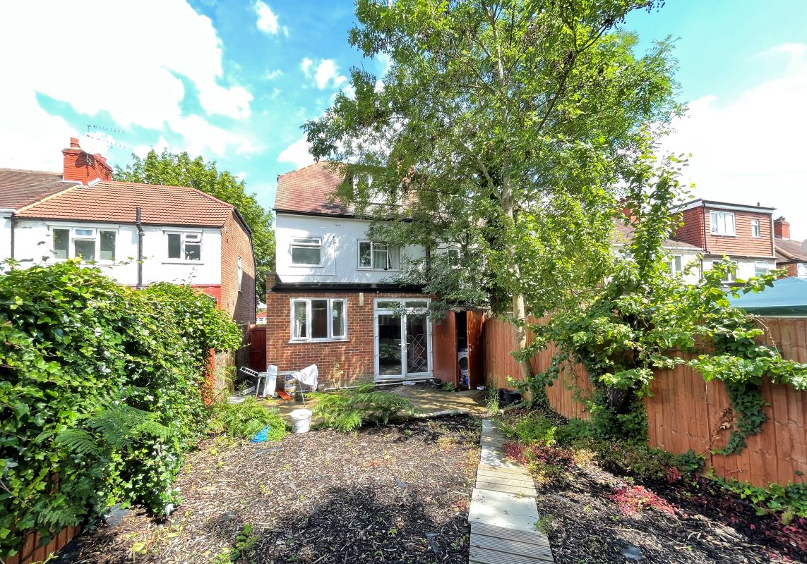 19 Lancelot Avenue, Wembley, Middlesex, HA0 2BA