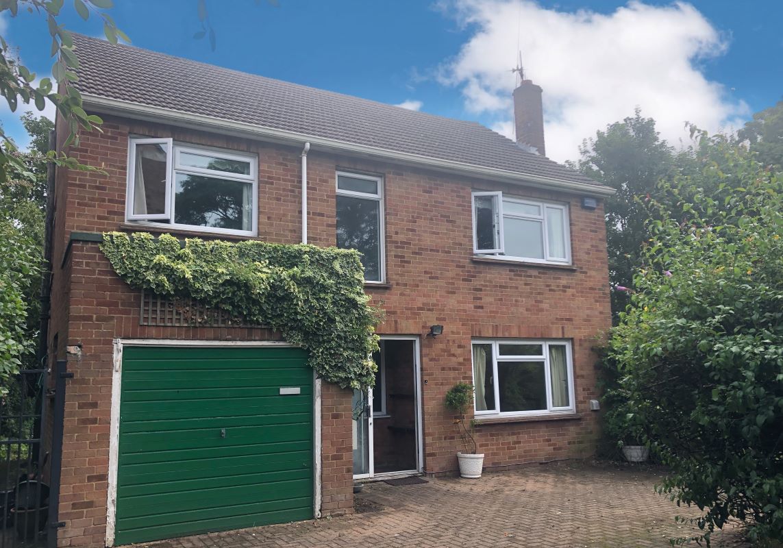 2 Gringer Hill, Maidenhead, Berkshire, SL6 7LZ