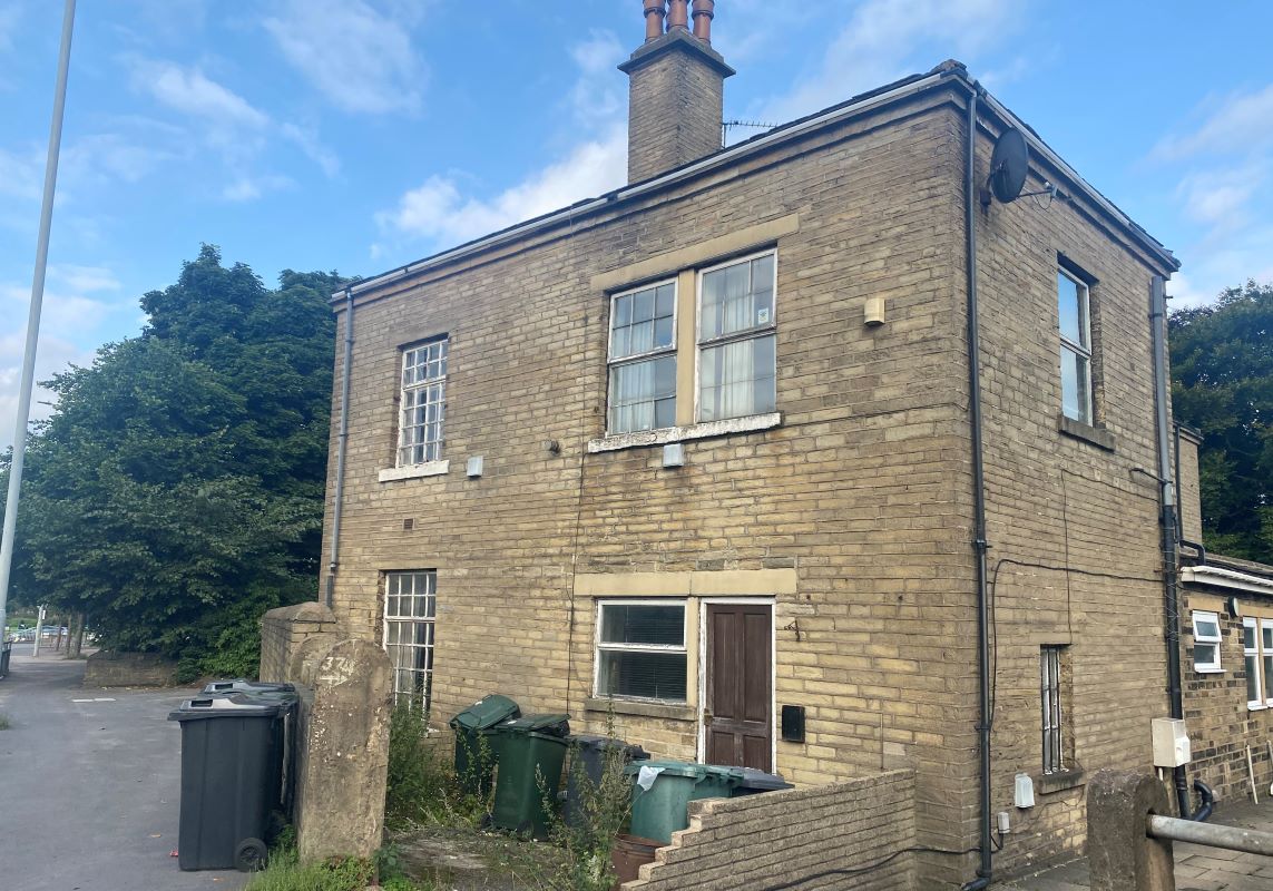 374 Rooley Lane, Bradford, West Yorkshire, BD5 8LD