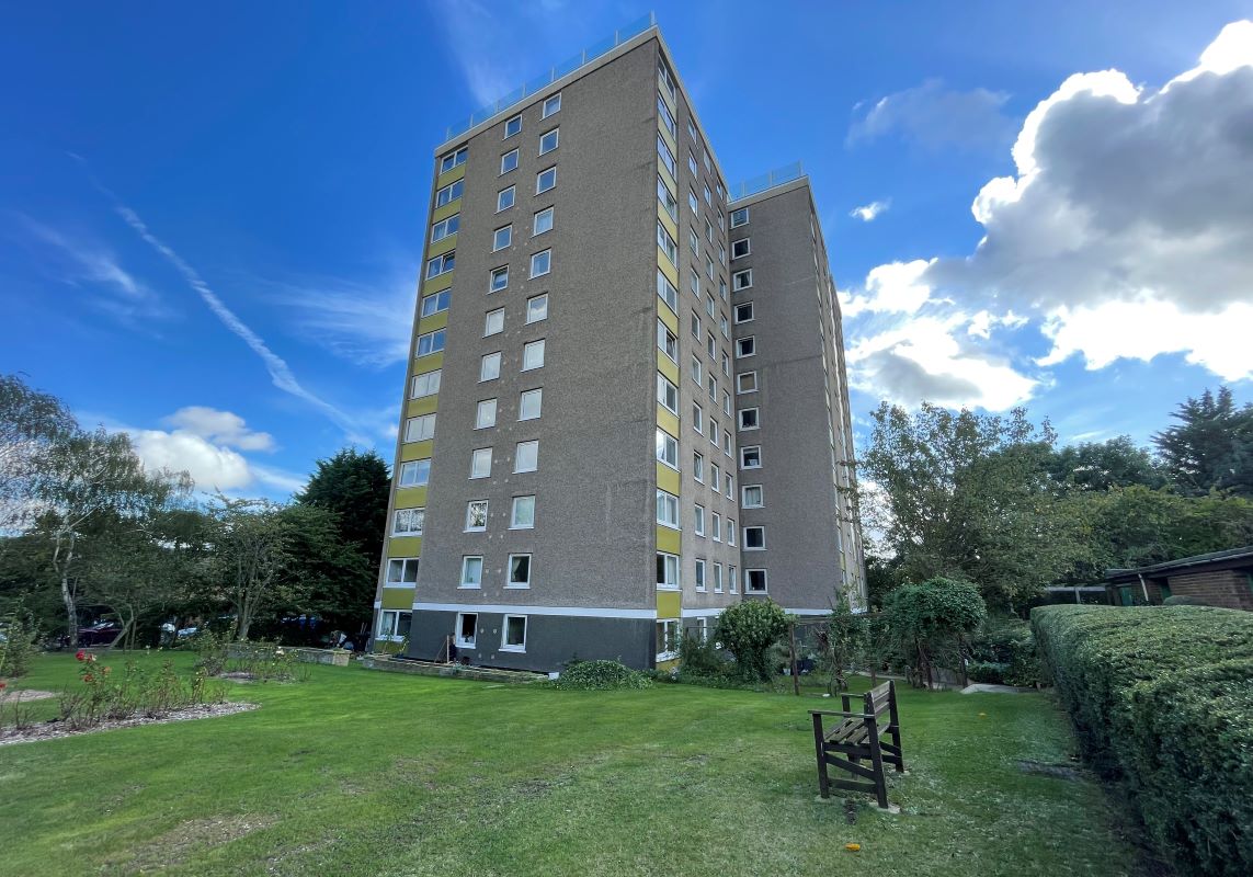 Flat 51 Deverill Court, Avenue Road, Bromley, London, SE20 7SA