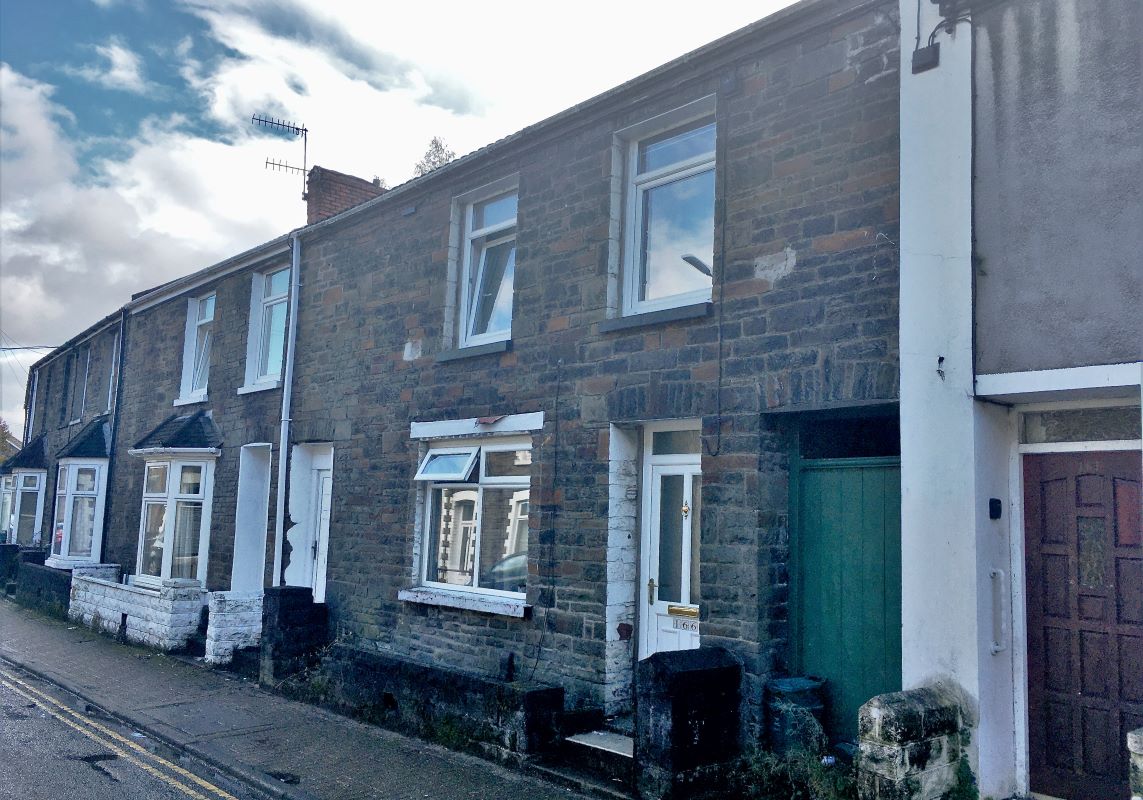 166 Wood Road, Pontypridd, Mid Glamorgan, CF37 1RG