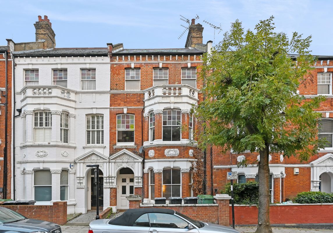 56C Mazenod Avenue, West Hampstead, London, NW6 4LR